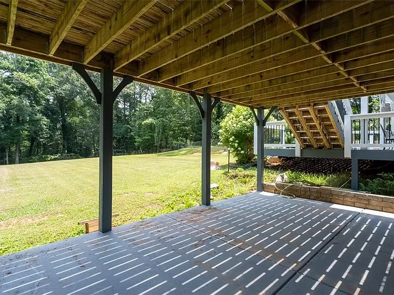 353 Westside Dr — Photo 36