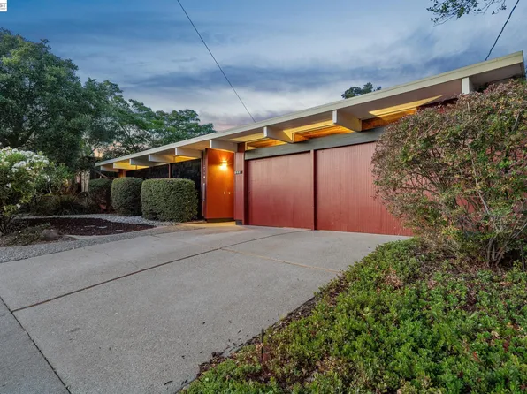 5427 Greenridge Rd, Castro Valley, CA 94552