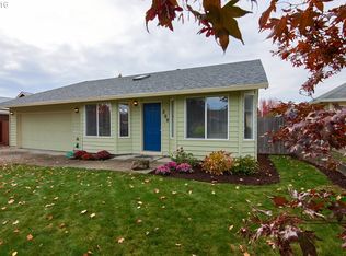 209 S Doris Dr, Newberg, OR 97132