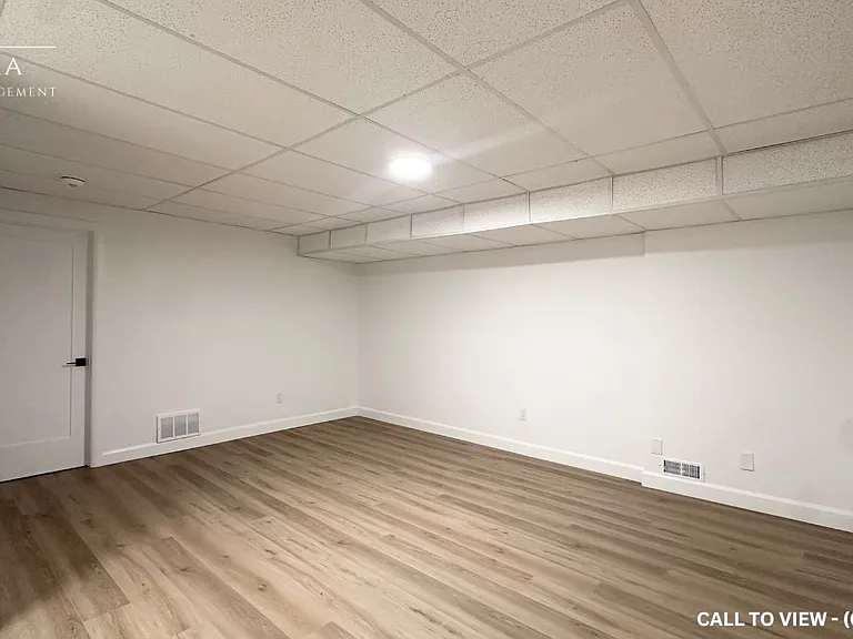 1415 Commissioners Rd W #2 — Photo 10