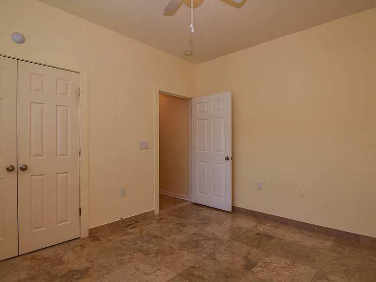 1481 Cambridge Lakes Dr — Photo 8