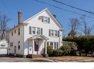 310 Woodstock Ave, Stratford, CT 06614