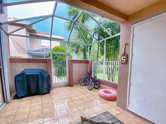 4th image of 11748 Royal Palm Boulevard #11748