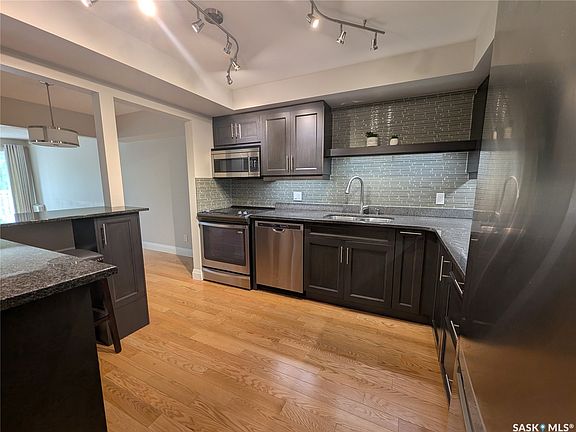 5th image of 921 Main Street E #204