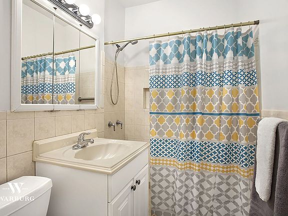 4th image of 6 W 16th St #1KS