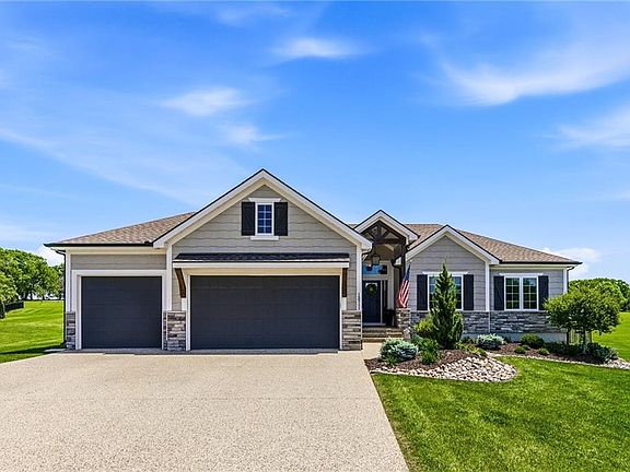 2nd image of 13711 Woodland Ranch Dr
