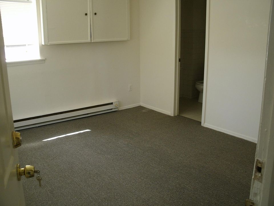 1st image of 414 Garden Ave #Gr