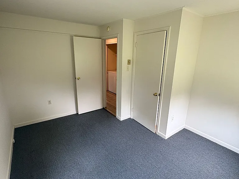 Charlotte Place Apartments — Photo 47