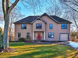 264 Woods Rd, Hillsborough, NJ 08844