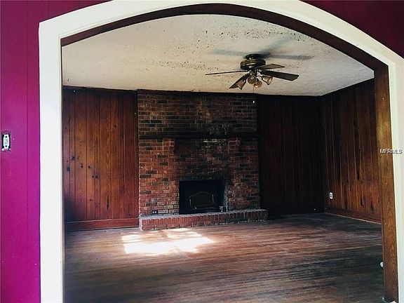 4th image of 205 Wegner Ave