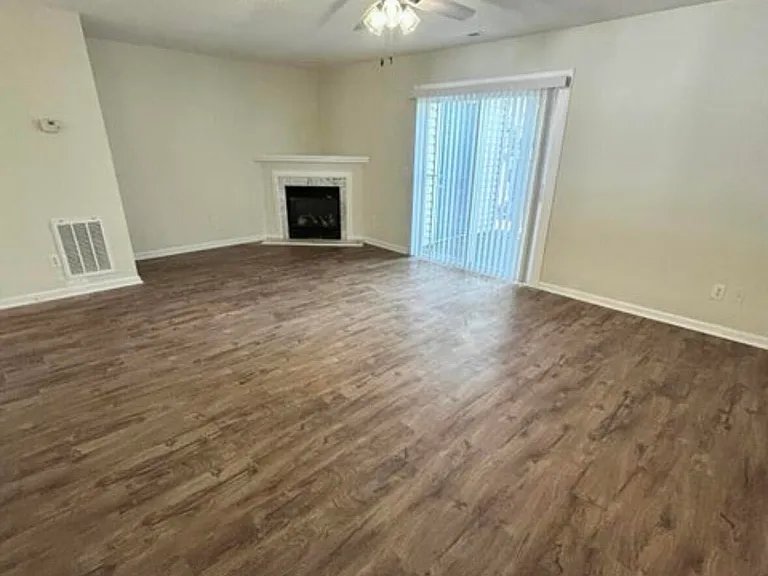 4205 Williamsbrook Ln #B — Photo 4