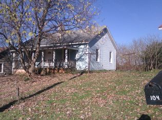 106 Warren Ct, Martinsville, VA 24112