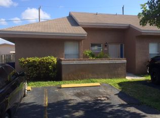 215 SE 8th St #603, Hallandale, FL 33009