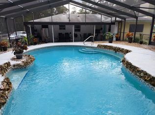 1735 Spring Lake Rd, Fruitland Park, FL 34731