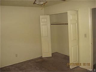 4th image of 303 Kendall Dr #202