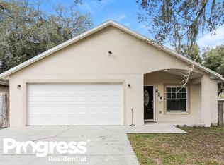 107 W Cleveland St, Apopka, FL 32703