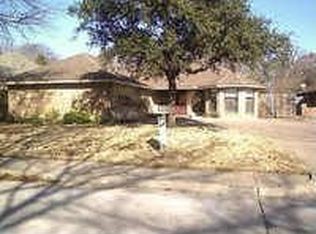 738 Arbor Creek Dr, Desoto, TX 75115