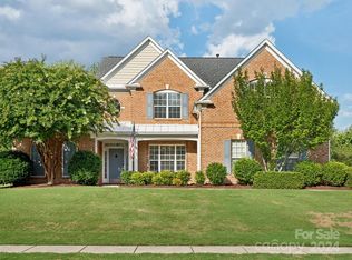 10925 Knight Castle Dr, Charlotte, NC 28277