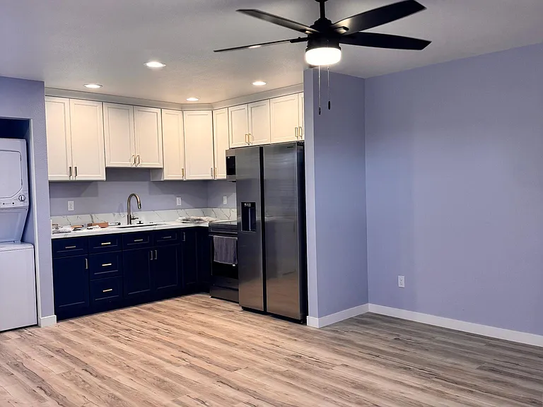 852 Cardona Pl — Photo 7