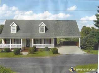34 Wright Ln, Greenville, VA 24440