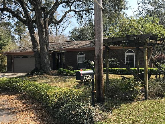 3rd image of 2359 Sandalwood Dr