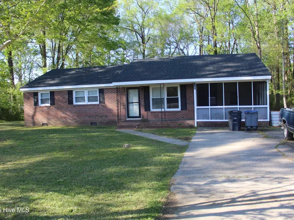 2800 Meadowbrook Road, Rocky Mount, NC 27801