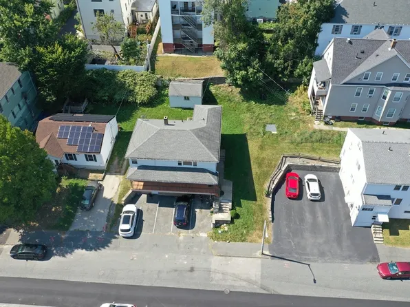 108 Pilgrim Ave, Worcester, MA 01604