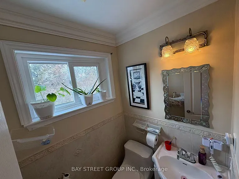 210 Shaughnessy Blvd — Photo 15