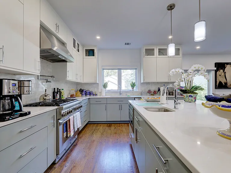 63 Sunset Ln — Photo 9