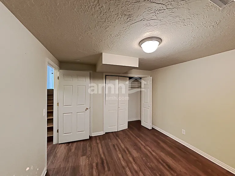 1452 S Stoker Ln — Photo 18