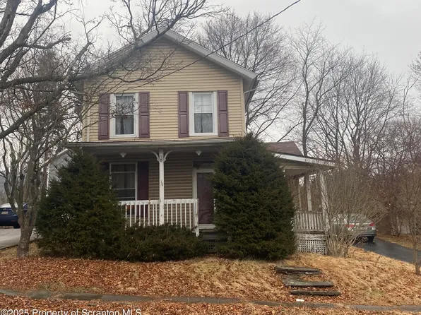 31 E Harrison St, Tunkhannock, PA 18657