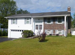 1031 Edgebrook Dr, Endwell, NY 13760