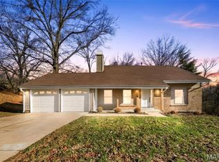 12768 Coachlight Square Dr, Florissant, MO 63033