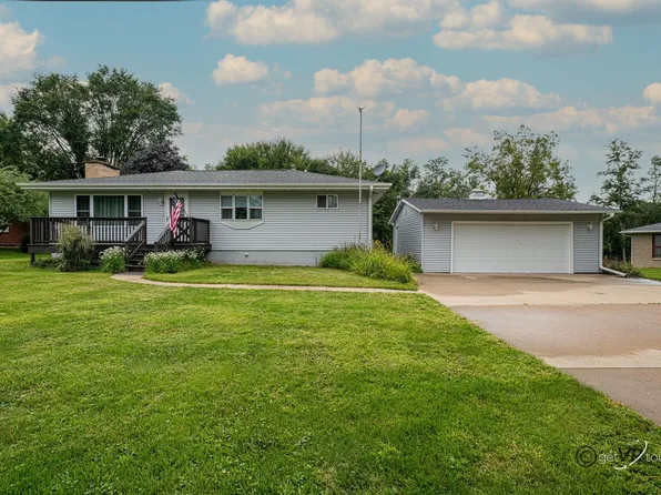 1210 Hill St, Galena, IL 61036