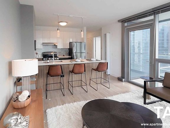 2nd image of 343 W Wolf Point Plz