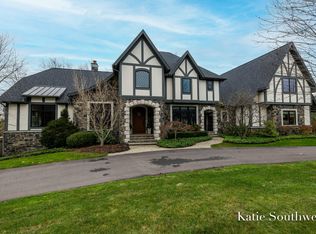 5742 Manchester Hills Dr SE, Grand Rapids, MI 49546
