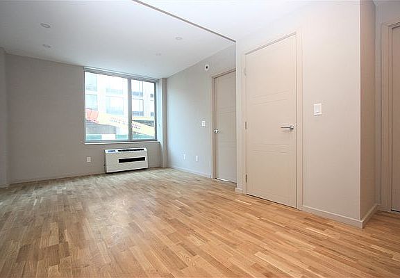 5th image of 1511 Bedford Ave #3T