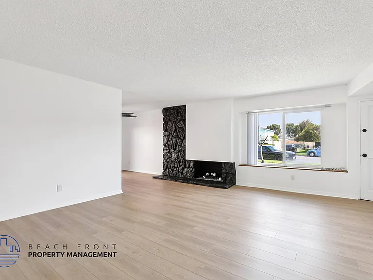 13561 Arizona Street — Photo 21