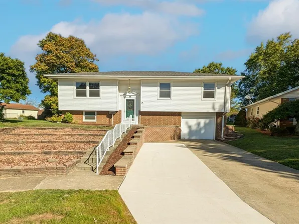 314 Pine Ct, Bellevue, OH 44811