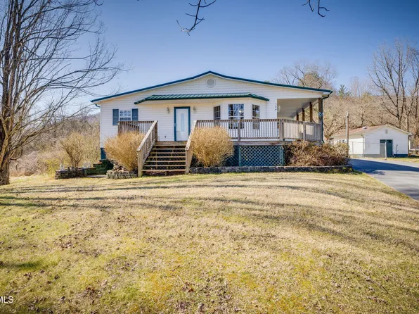 104 Watson Rd, Johnson City, TN 37604