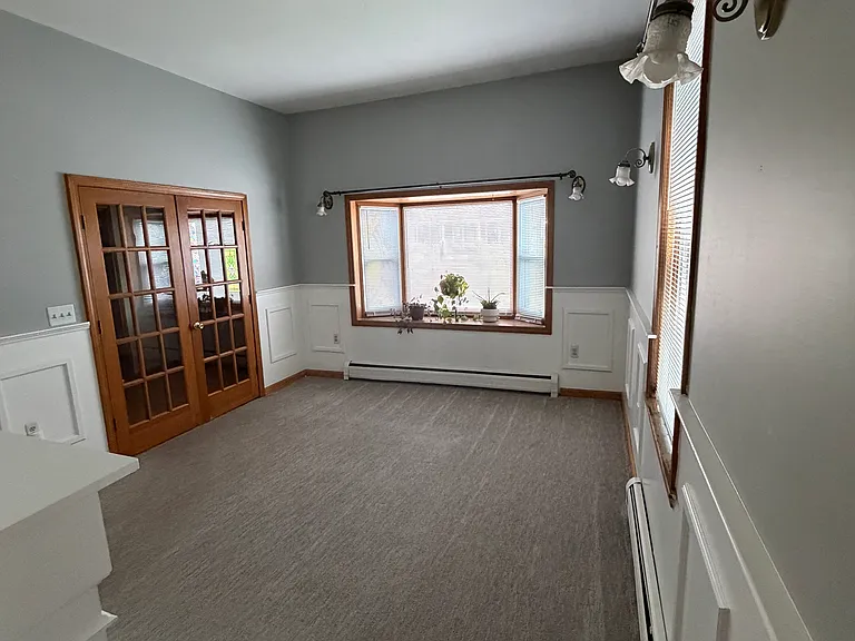 92 Chestnut St — Photo 1