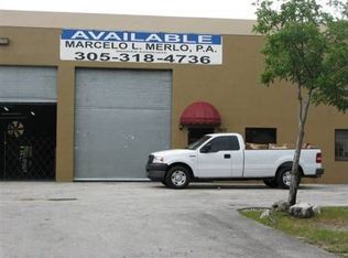 2471 W 80th St, Hialeah, FL 33016