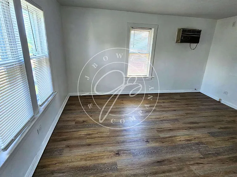 823 Custer Dr — Photo 4