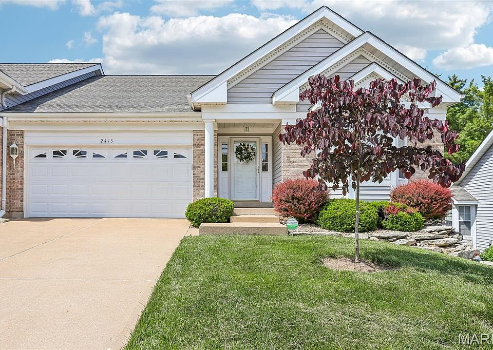 1st image of 2415 S Lakeridge Ct #15