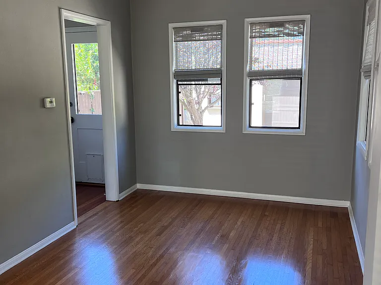 4243 E Vermont St — Photo 9