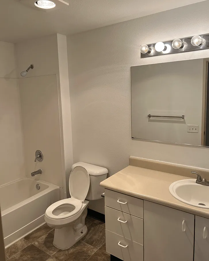 Pioneer Park Apartment — Photo 4