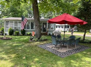 1140 S Ortonville Rd, Ortonville, MI