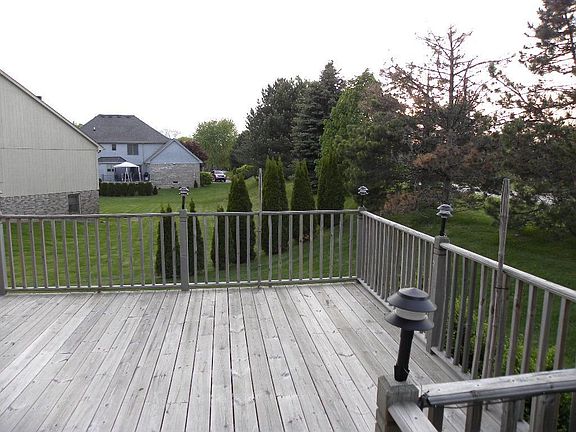3rd image of 10009 Wexford Ct