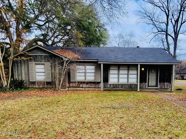 201 Seymour Dr, Indianola, MS 38751