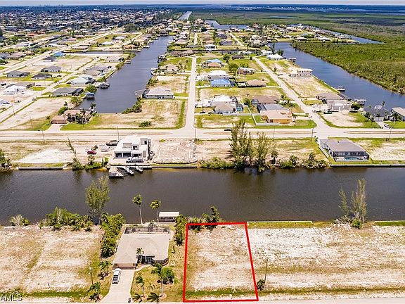 3rd image of 4116 NW 16th Ter